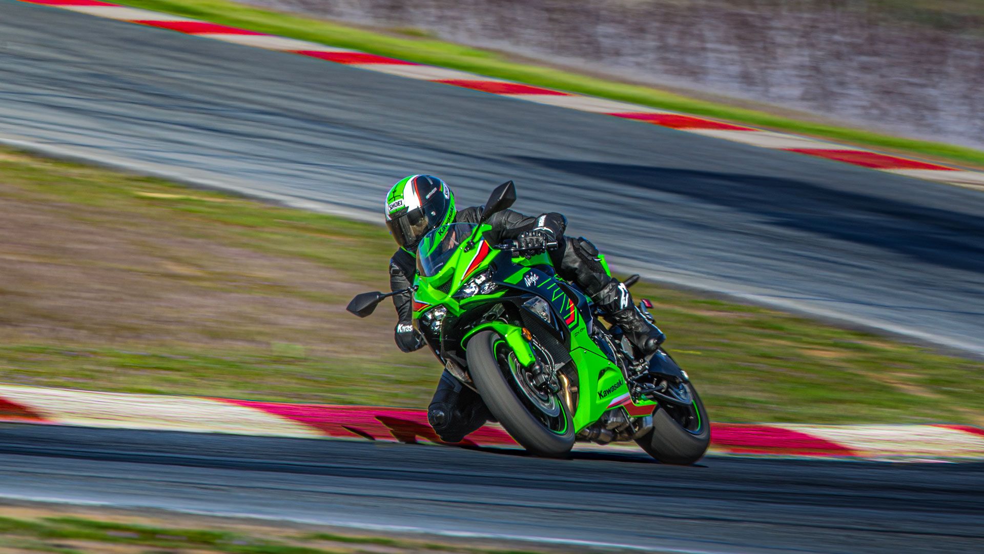 Kawasaki ZX 6R 2024 Accion (5)