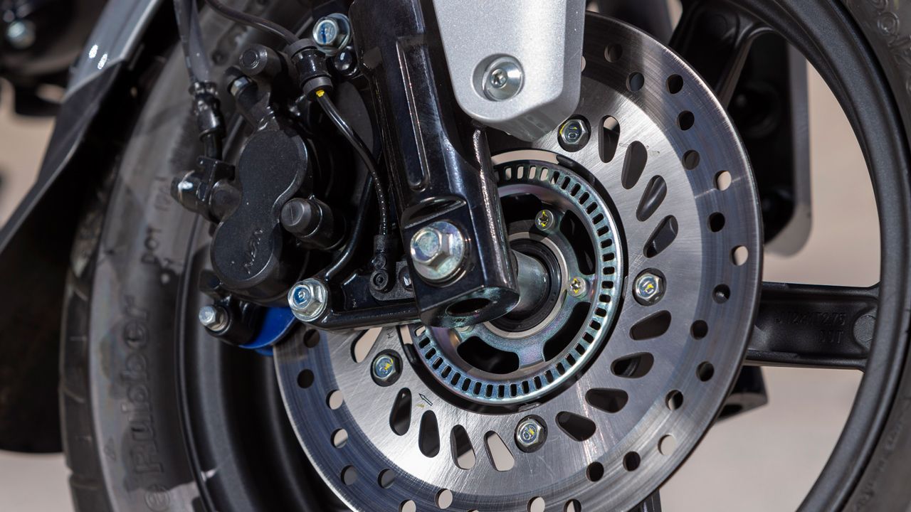 Honda ST125 Dax