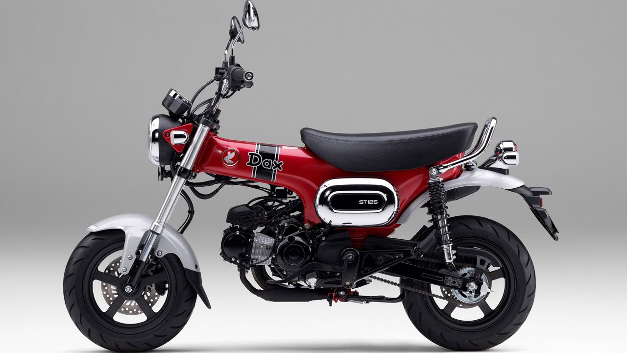 Honda ST125 Dax
