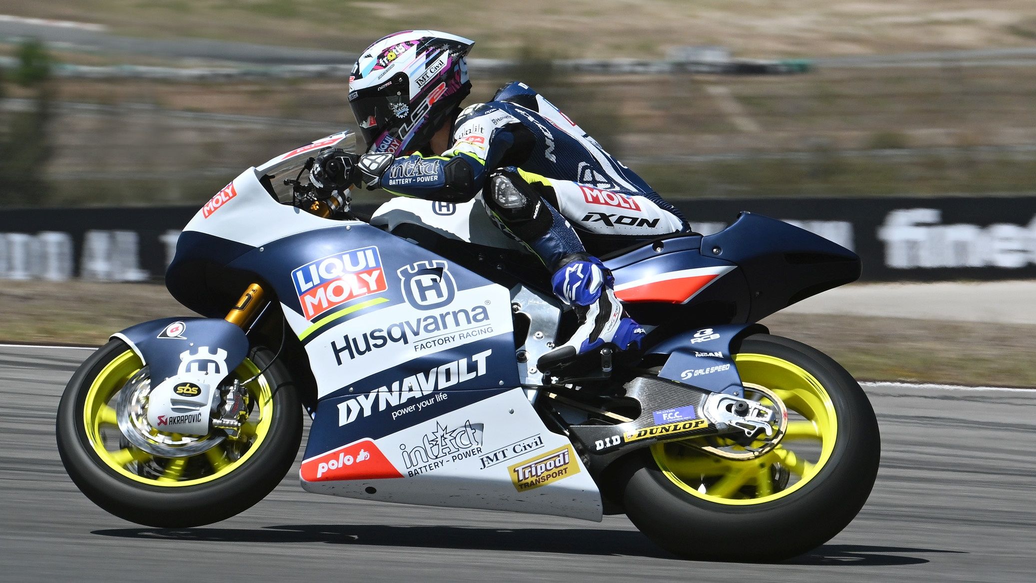 Senna Agius dominó con autoridad en Portimao y se escapa en el Europeo de Moto2