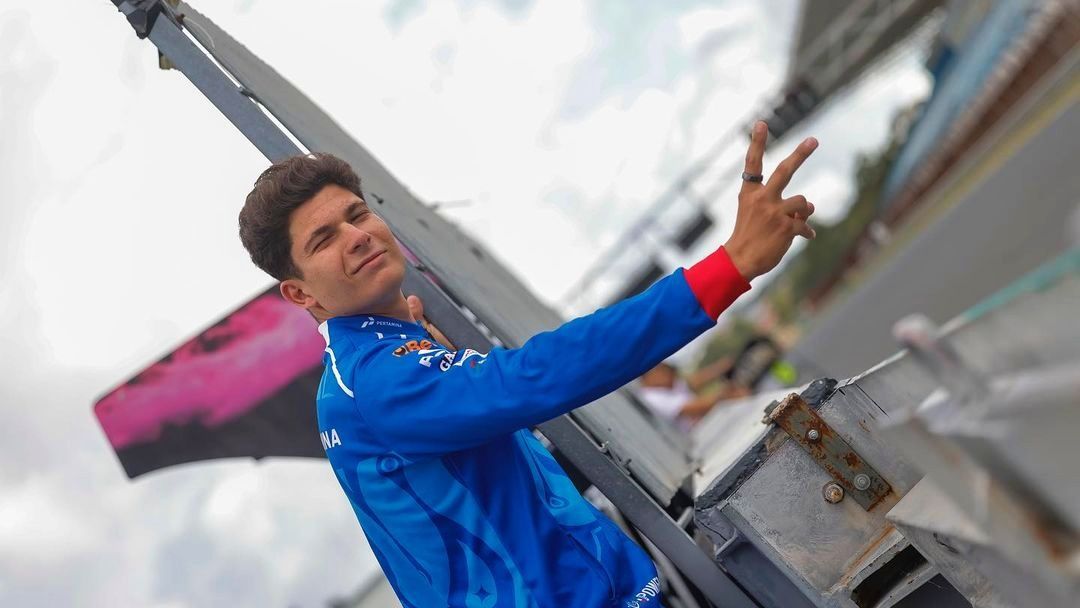 Carlos Tatay sufrió un grave accidente el domingo en Portimao
