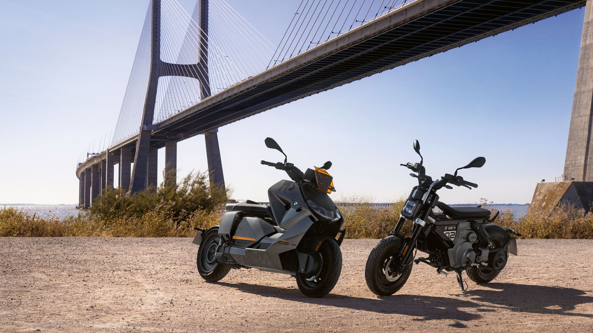 BMW CE 02 2024 (1)