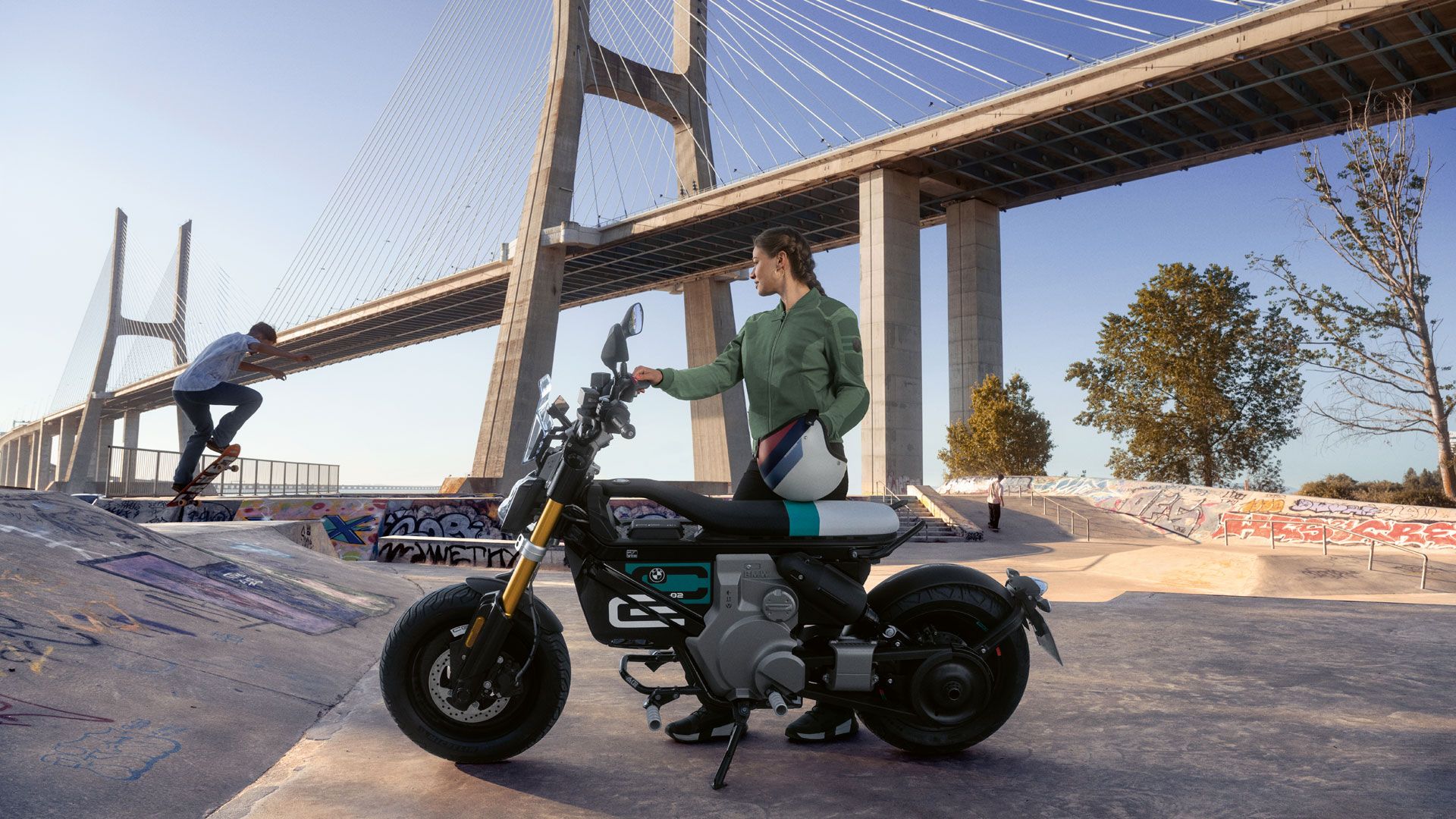 BMW CE 02 2024 (5)