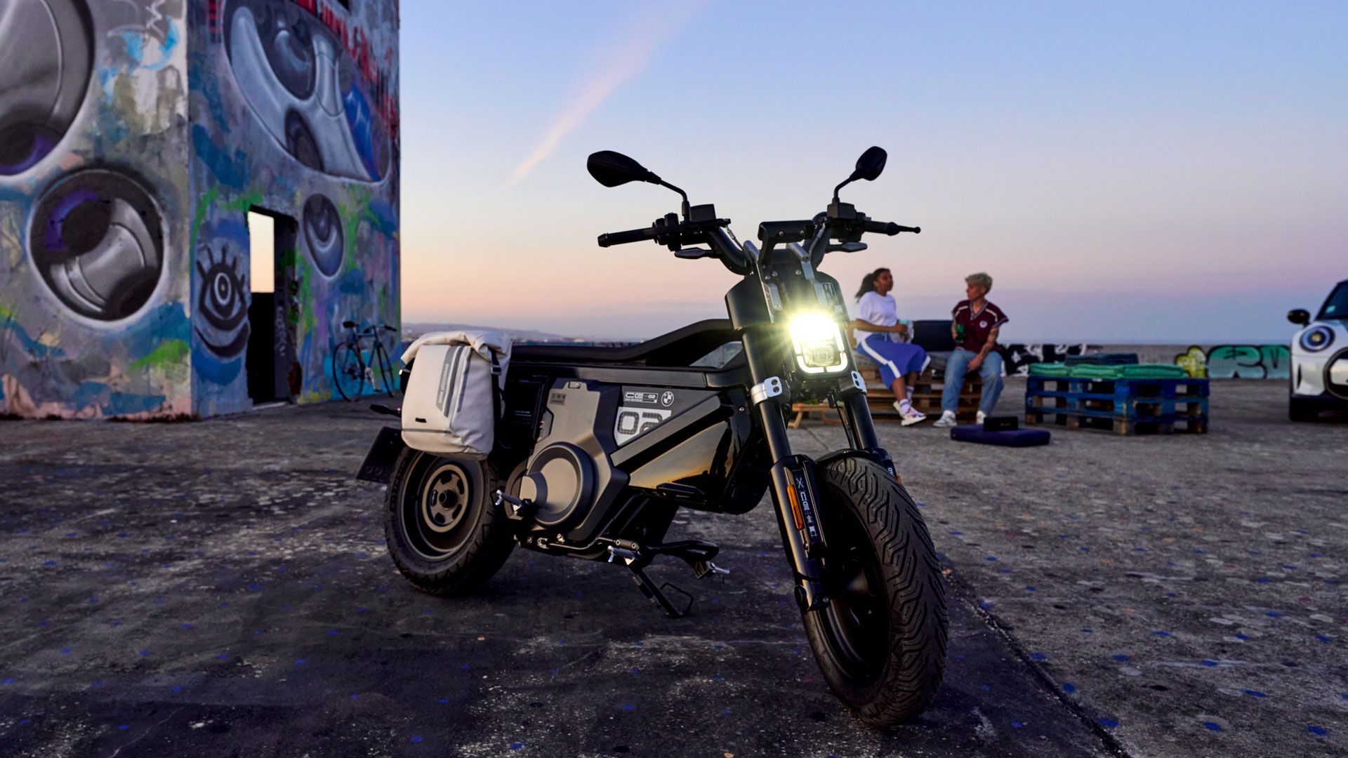 BMW CE 02 2024 (26)