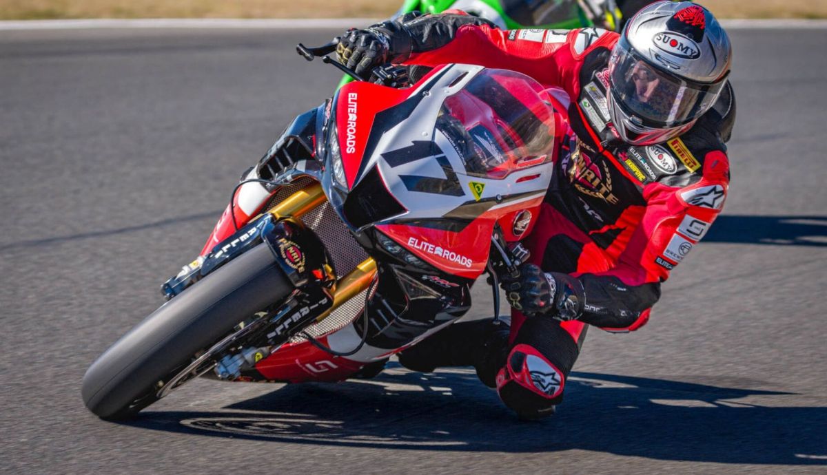 Troy Herfoss resolvió las dos victorias en la última vuelta Troy Herfoss resolvió las dos victorias en la última vuelta
