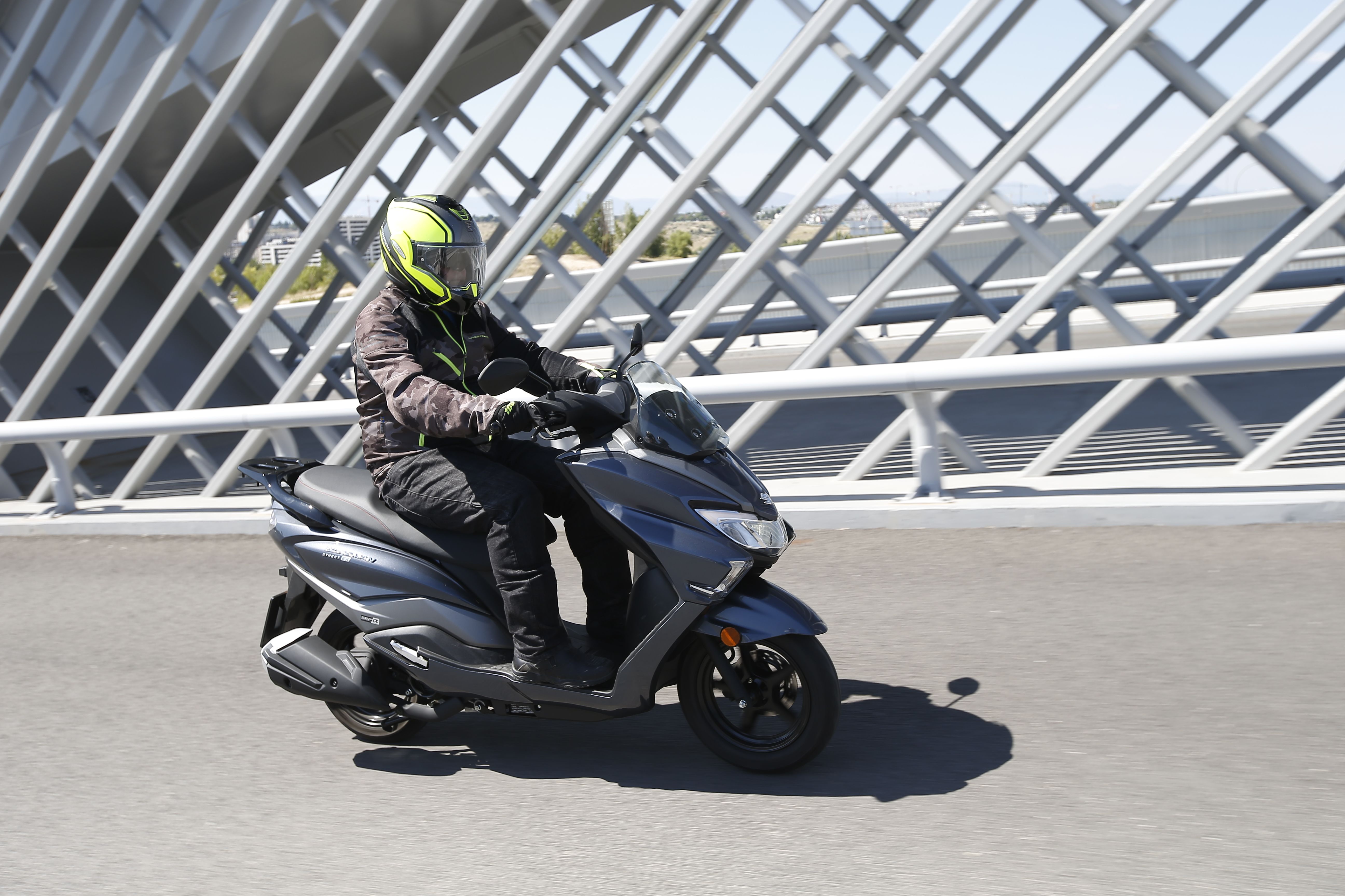 Suzuki Burgman StreetEX 125 2023