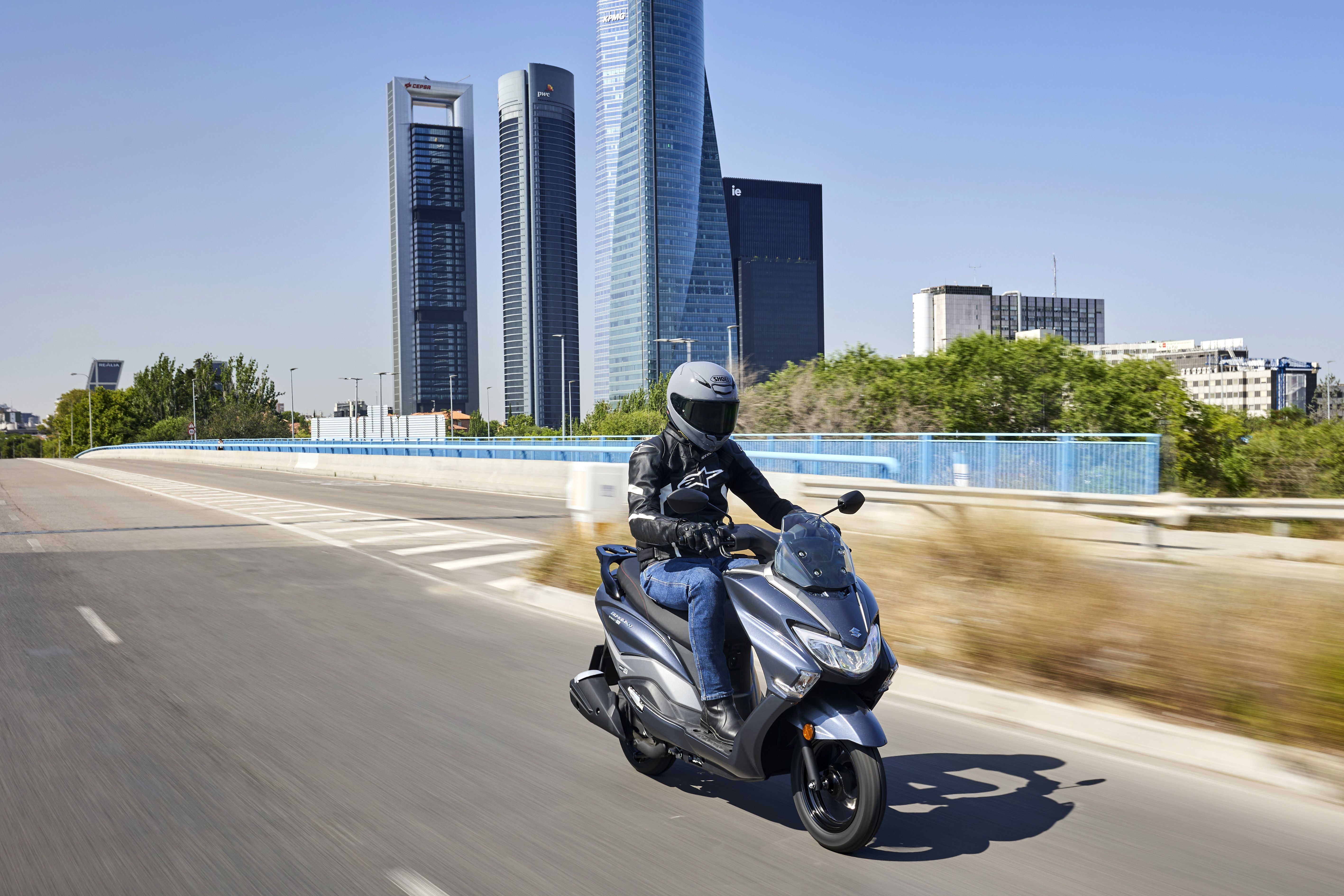 Suzuki Burgman StreetEX 125 2023