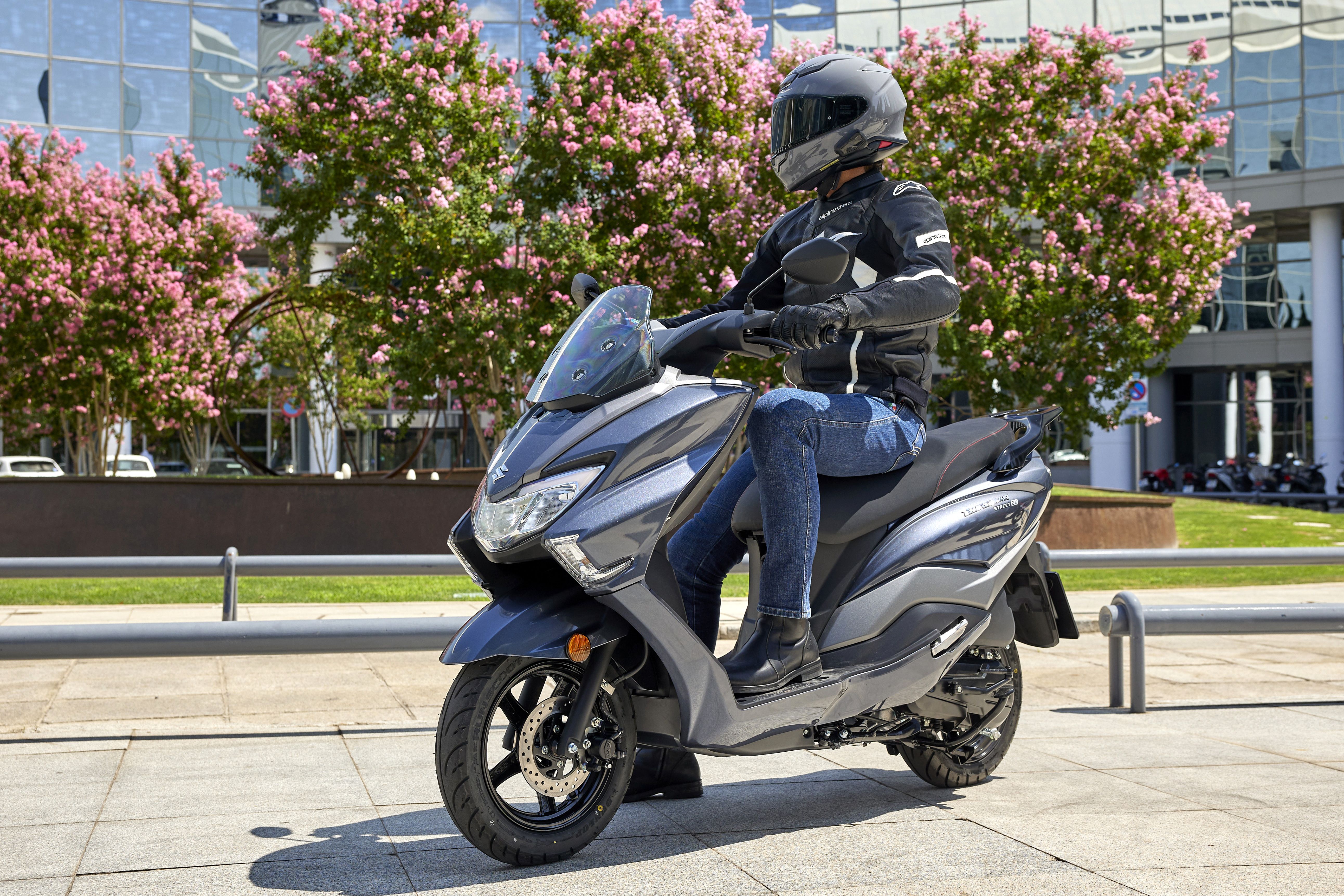 Suzuki Burgman StreetEX 125 2023
