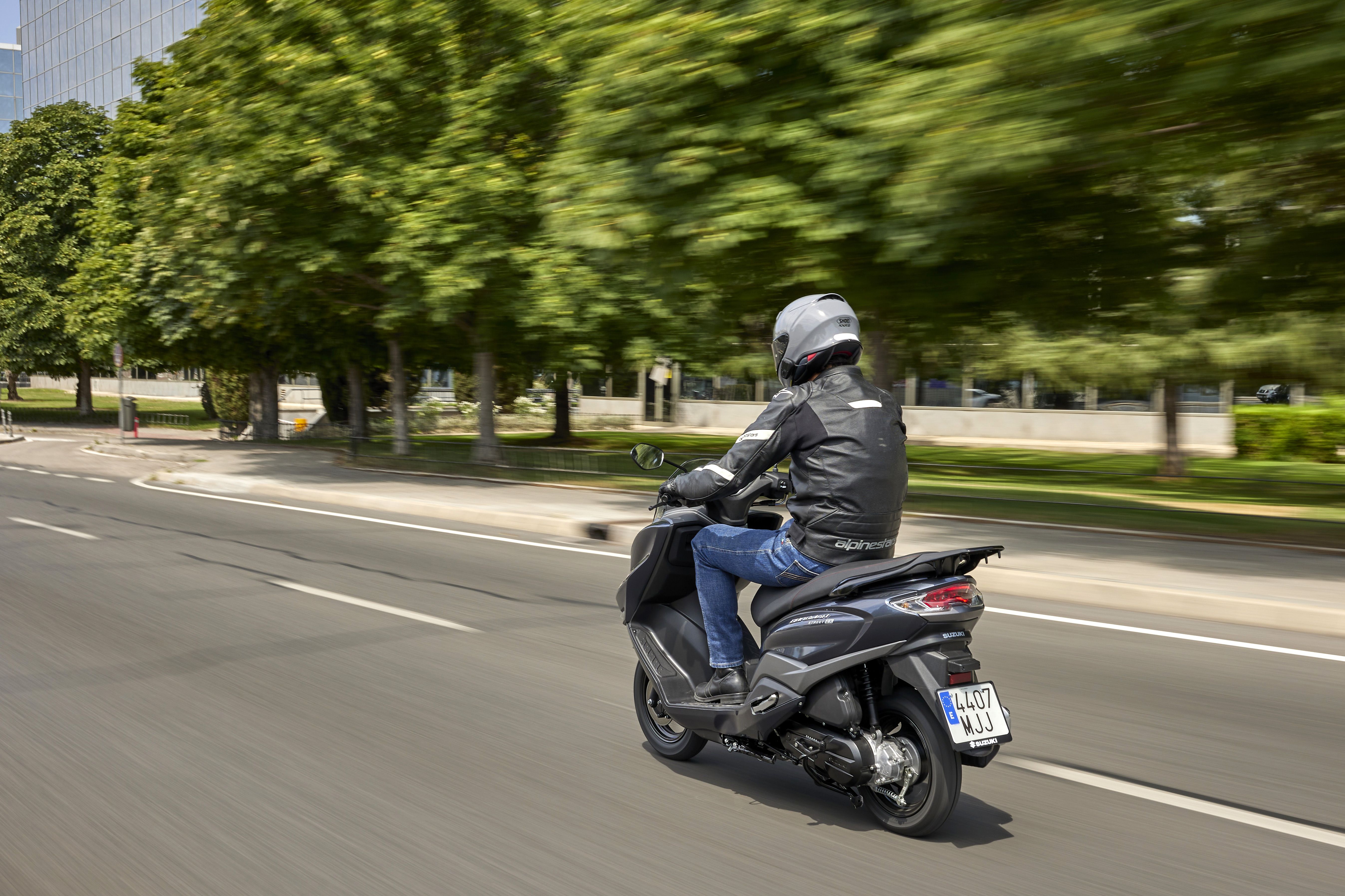 Suzuki Burgman StreetEX 125 2023