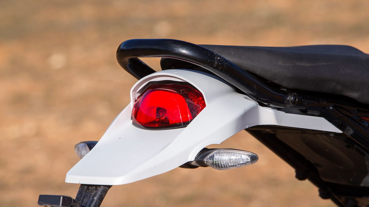 Ducati Desert X (16)
