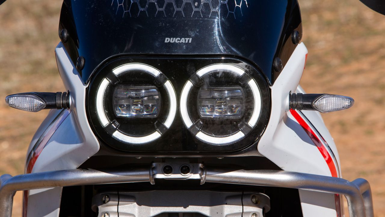 Ducati Desert X (19)