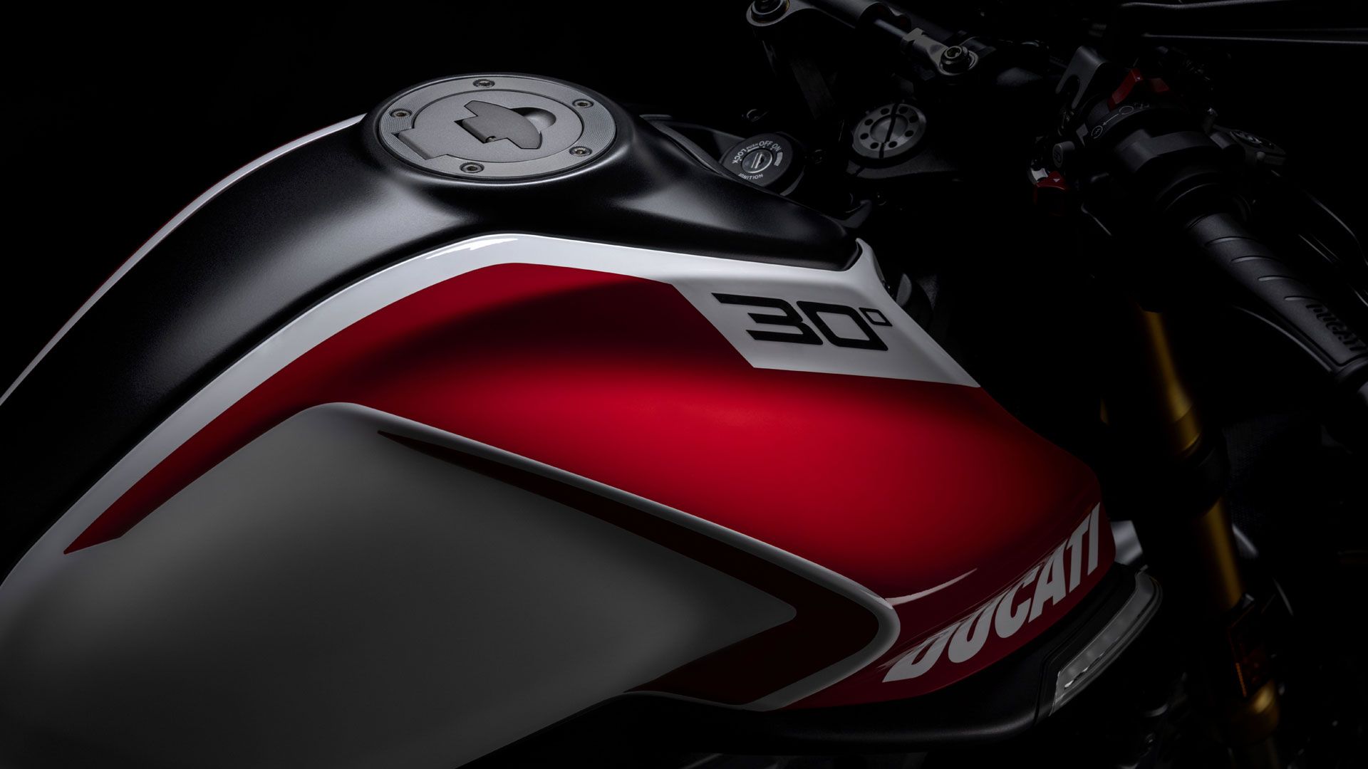Ducati Monster 30 Th 2024 (8)