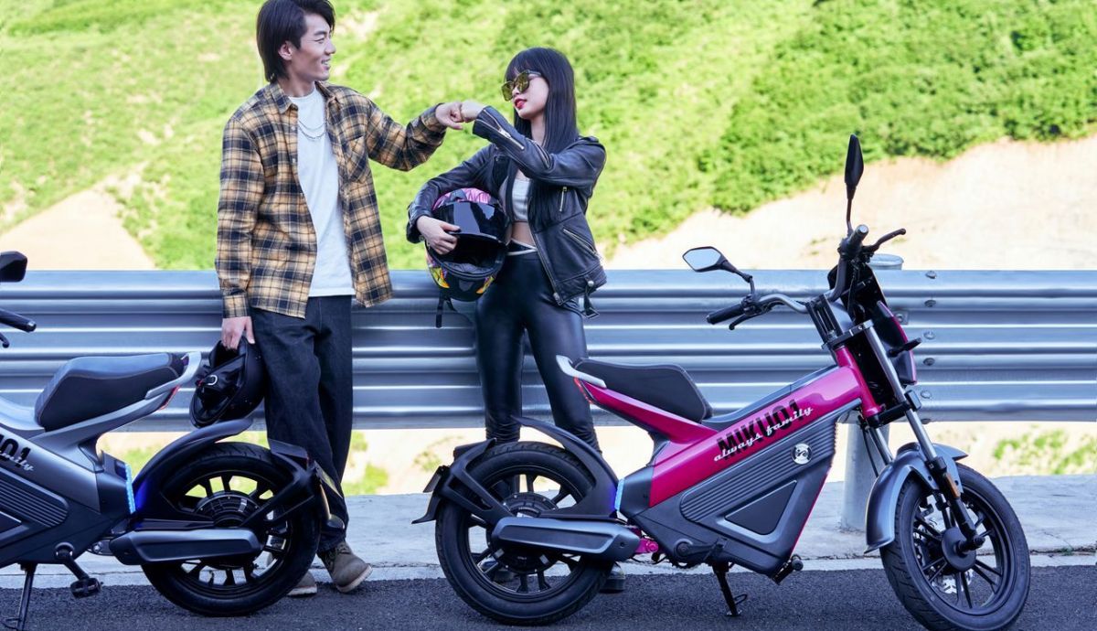 Sunra moto miku barbie 5