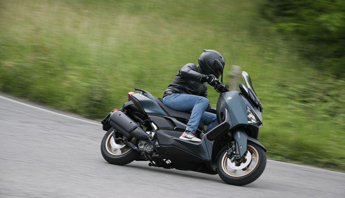 Yamaha Xmax 300 2023 5