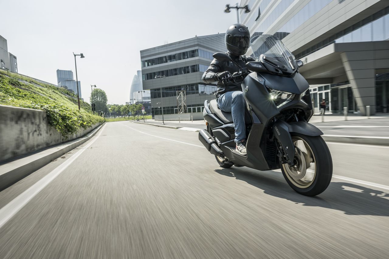 Yamaha Xmax 300 2023 4