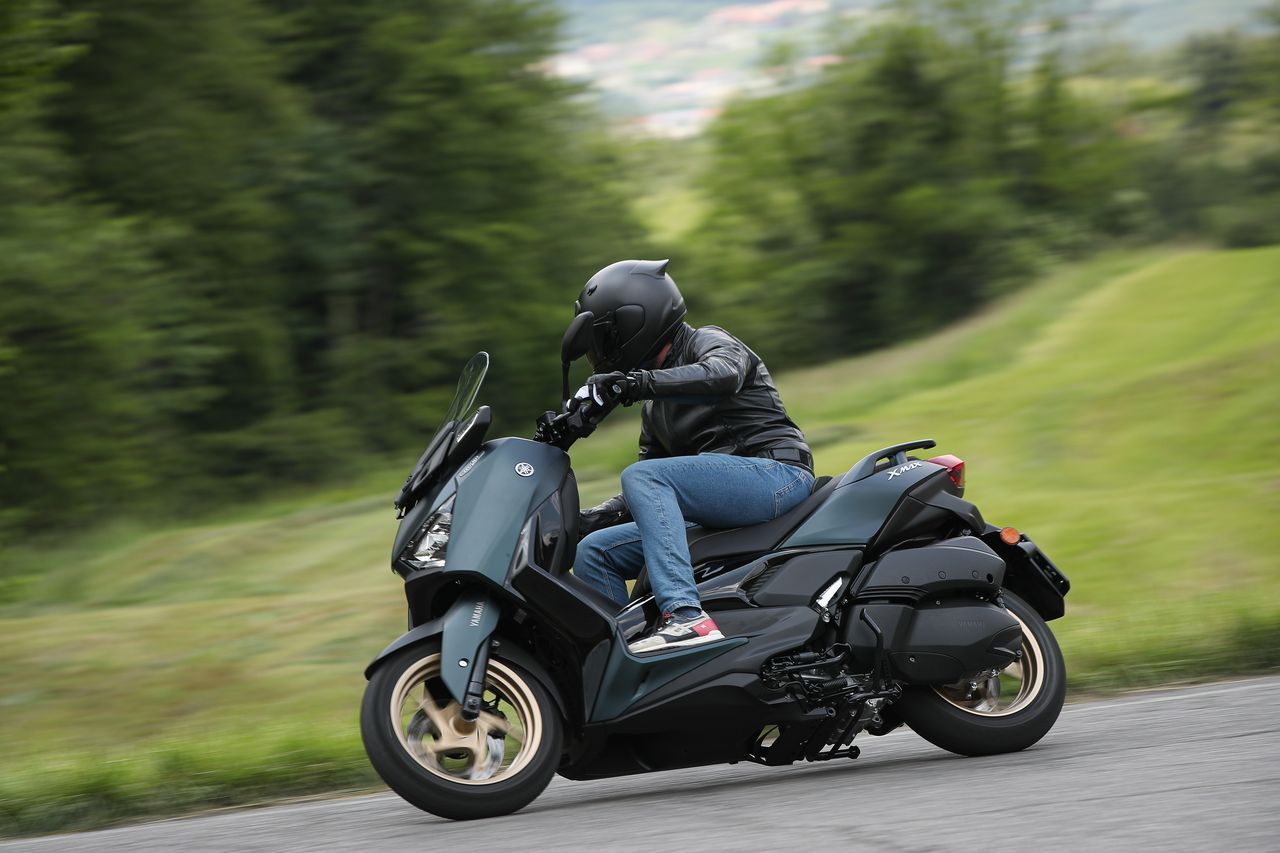 Yamaha Xmax 300 2023 26