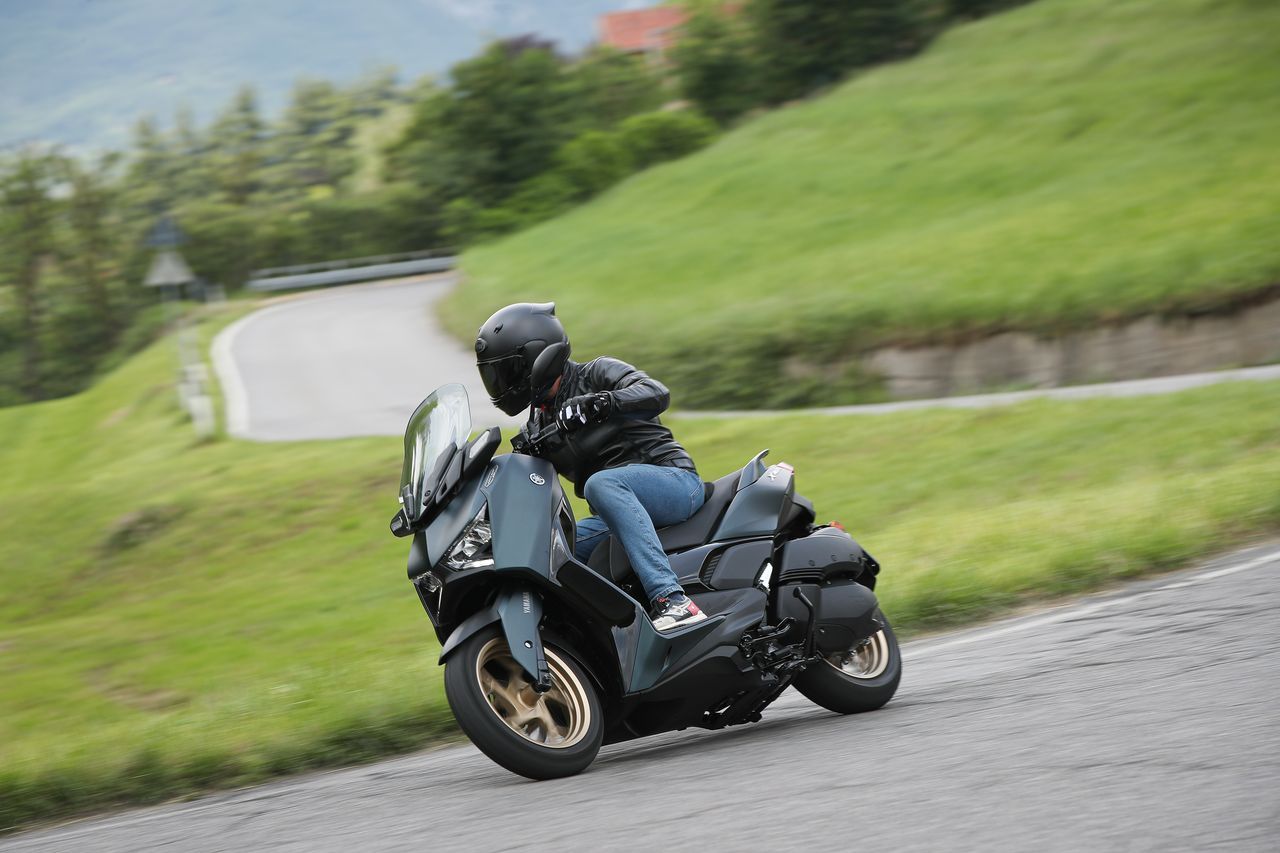 Yamaha Xmax 300 2023 29
