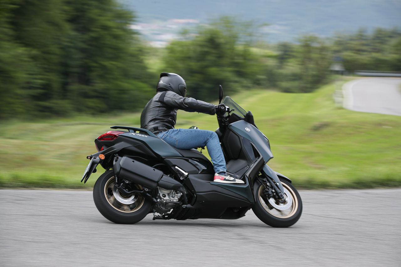 Yamaha Xmax 300 2023 31