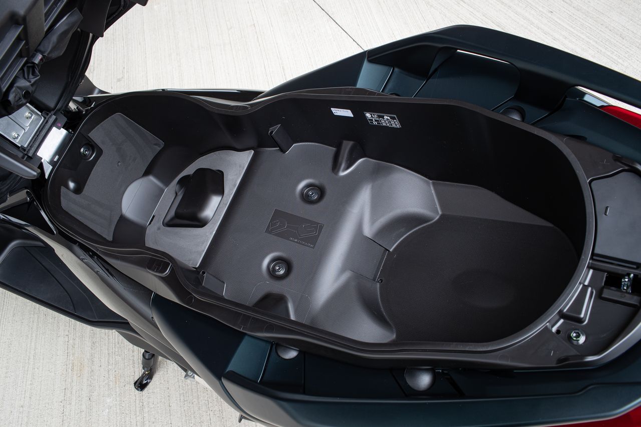 Yamaha Xmax 300 2023 65