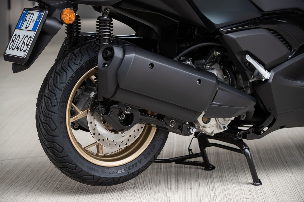 Yamaha Xmax 300 2023 69