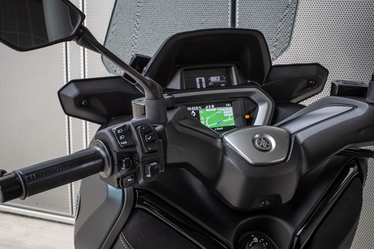 Yamaha Xmax 300 2023 71