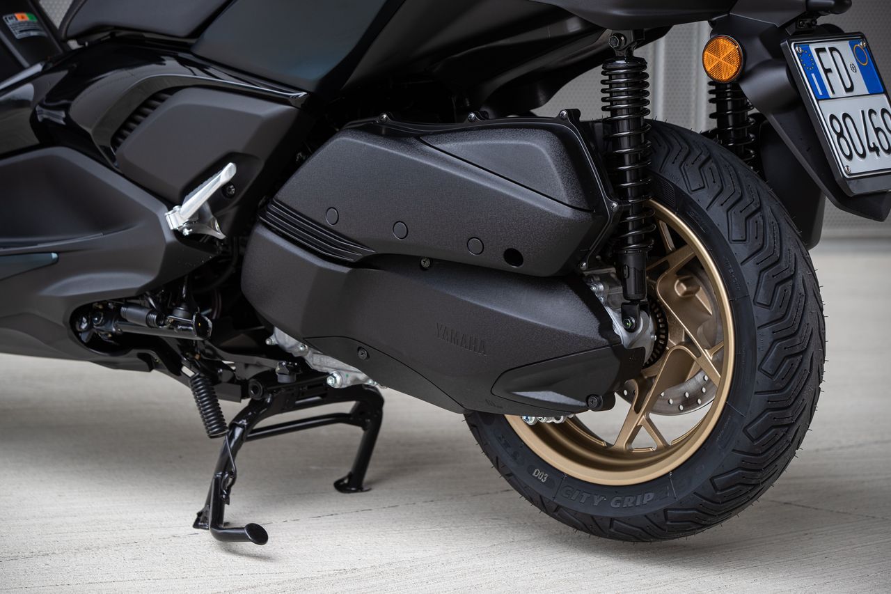 Yamaha Xmax 300 2023 72
