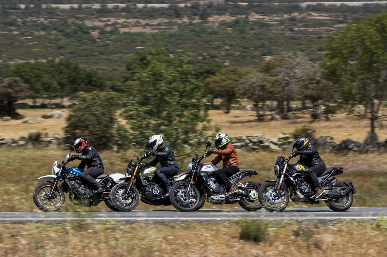 comparativa scrambler 500 2023 37