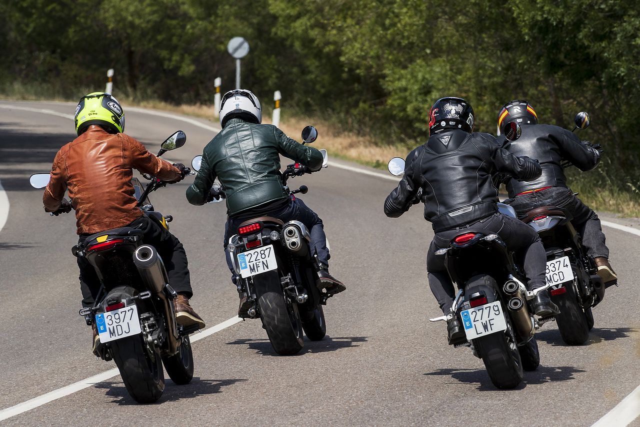 comparativa scrambler 500 2023 65