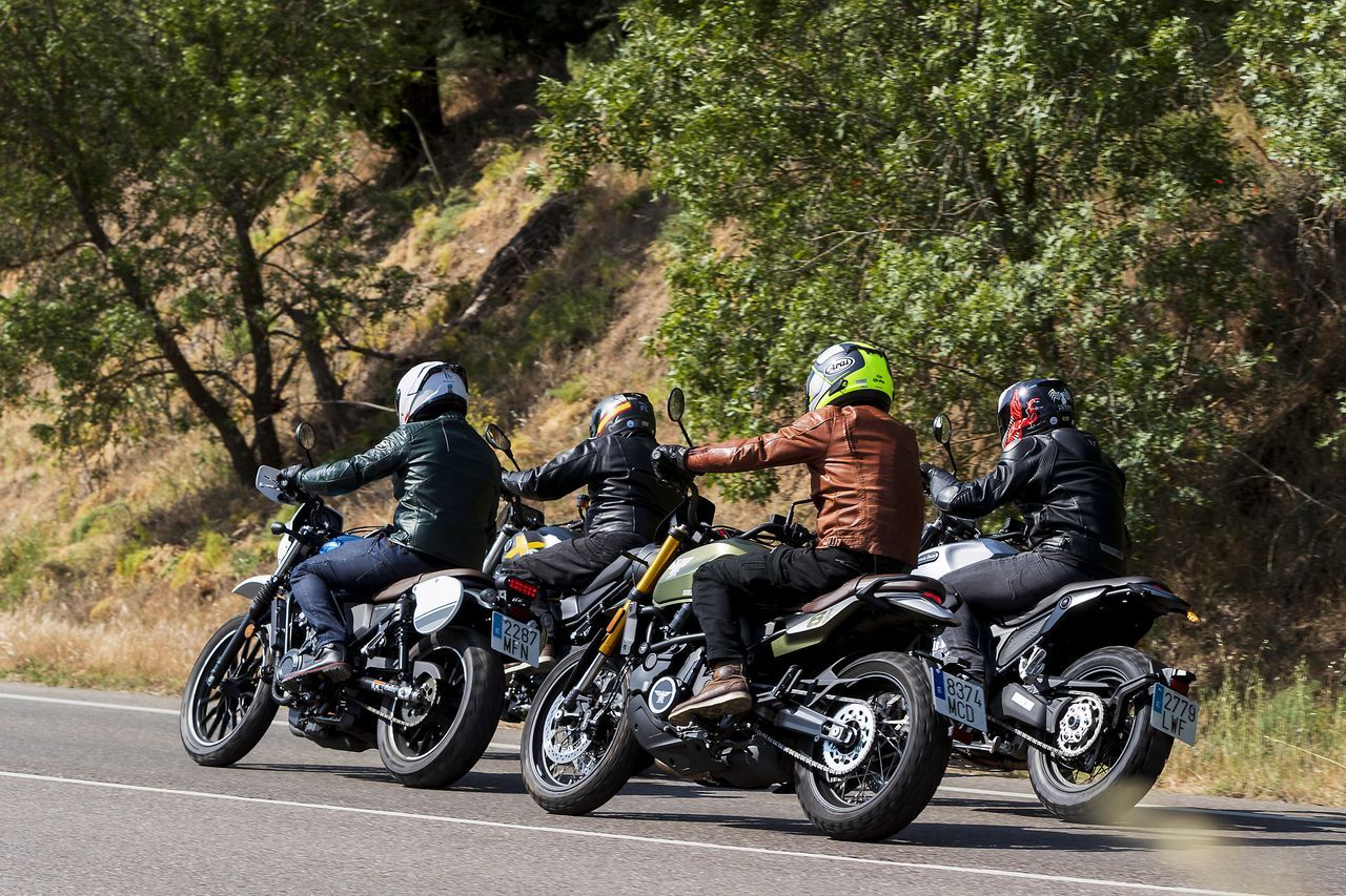 comparativa scrambler 500 2023 153