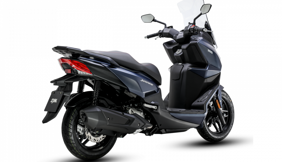 sym scooter gt joyride 300 moto ciudad 2023 perfil back derecho sym scooter gt joyride 300 moto ciudad 2023 perfil back derecho
