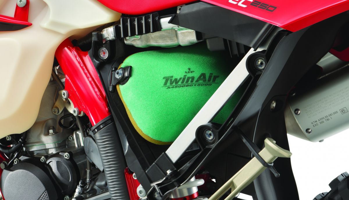 61066 Enduro EC 250 2024 Studio 61066 Enduro EC 250 2024 Studio