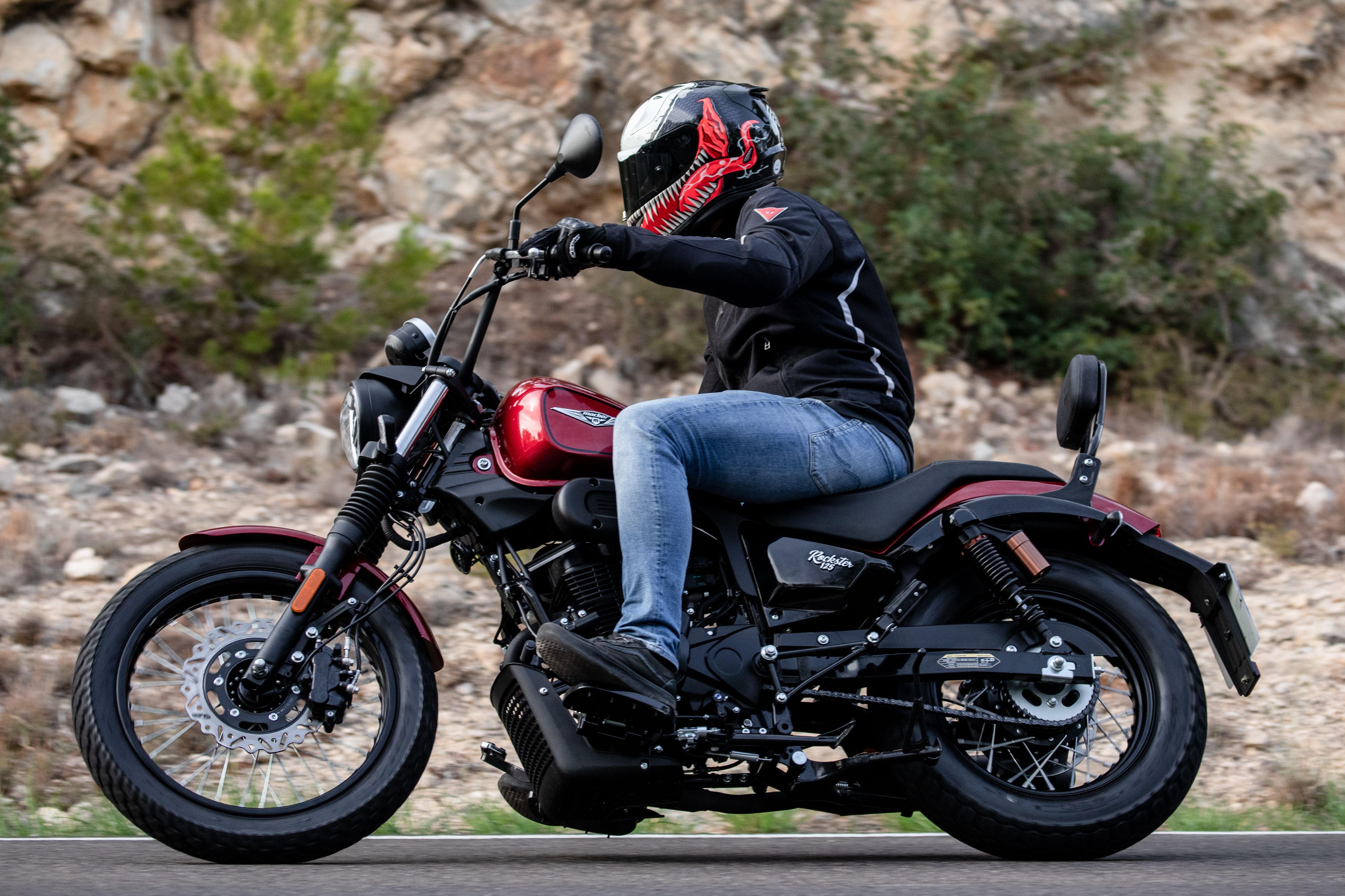 Macbor Rockster125 accion (2)