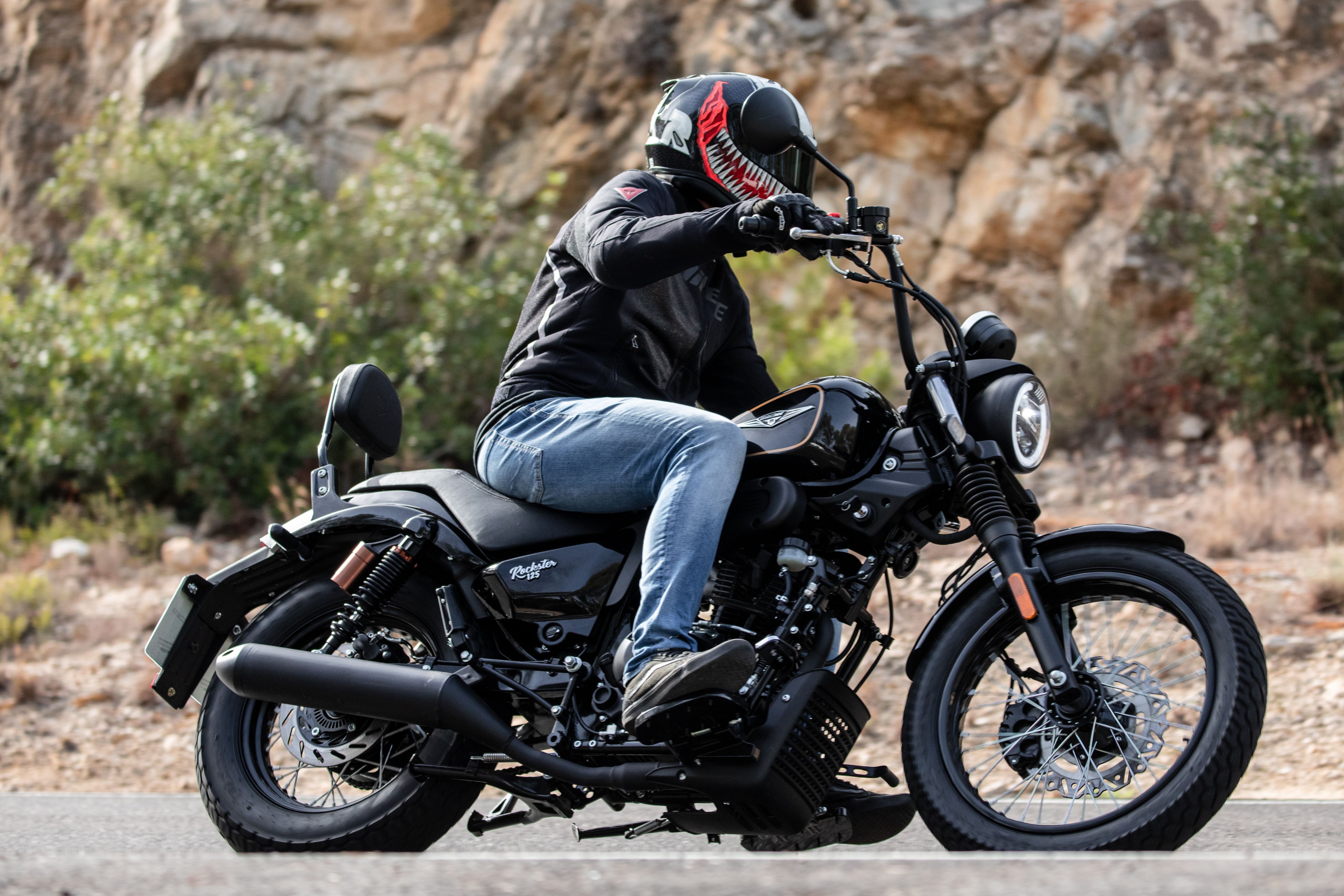 Macbor Rockster125 accion (5)