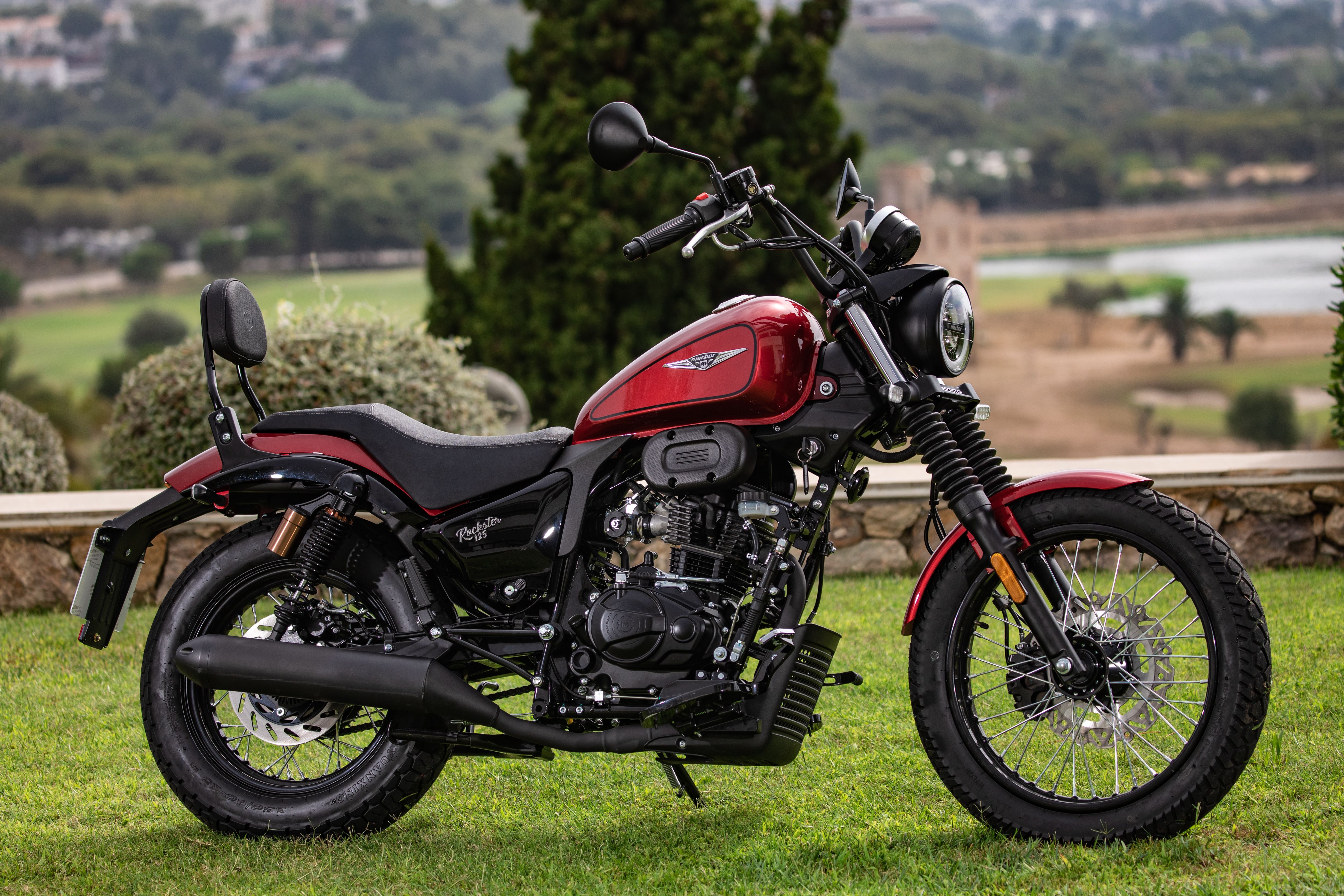 Macbor Rockster125 roja (1)