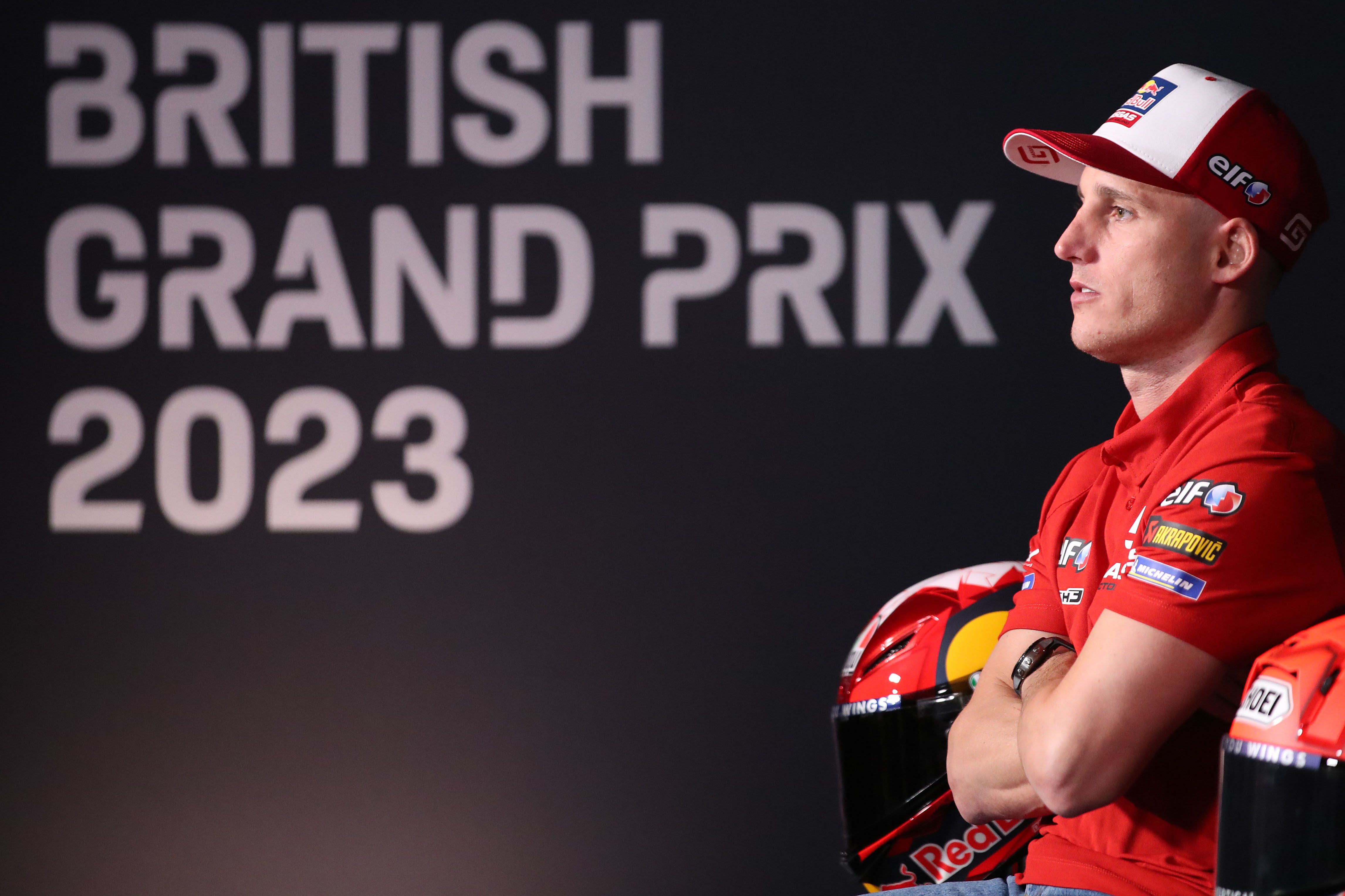Pol Espargaró durante la rueda de prensa del GP de Gran Bretaña.