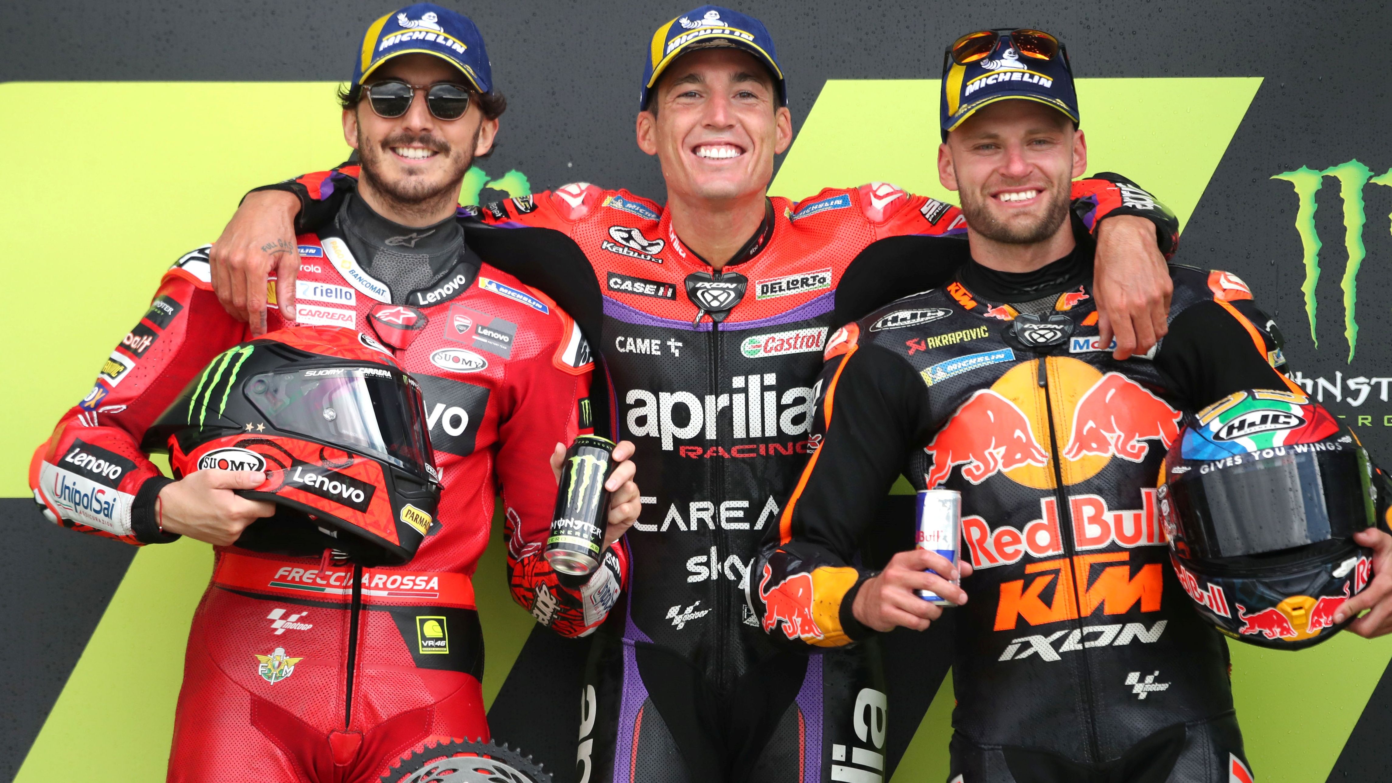 Aleix Espargaró, Pecco Bagnaia y Brad Binder, el podio del GP de Gran Bretaña de MotoGP 2023 en Silverstone