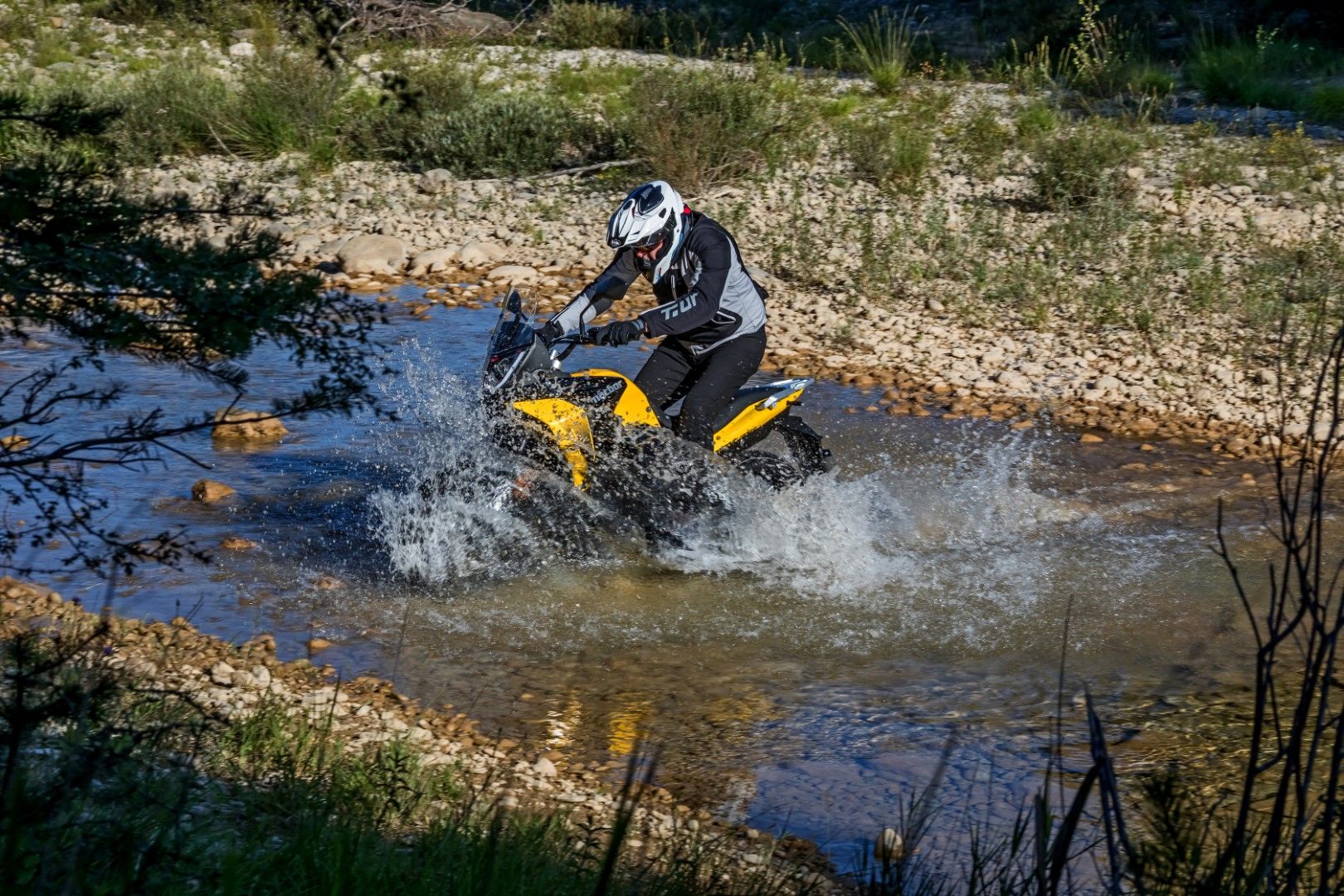 Fotos Macbor Montana XR1 125