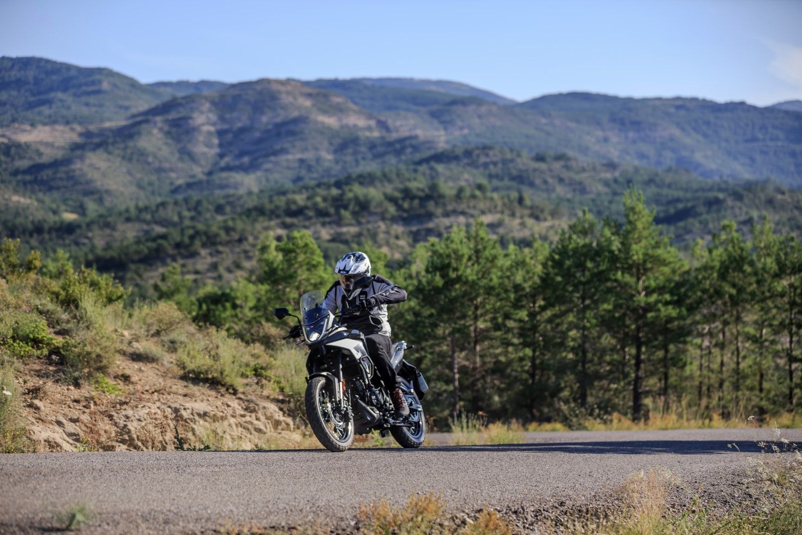 Fotos Macbor Montana XR1 125