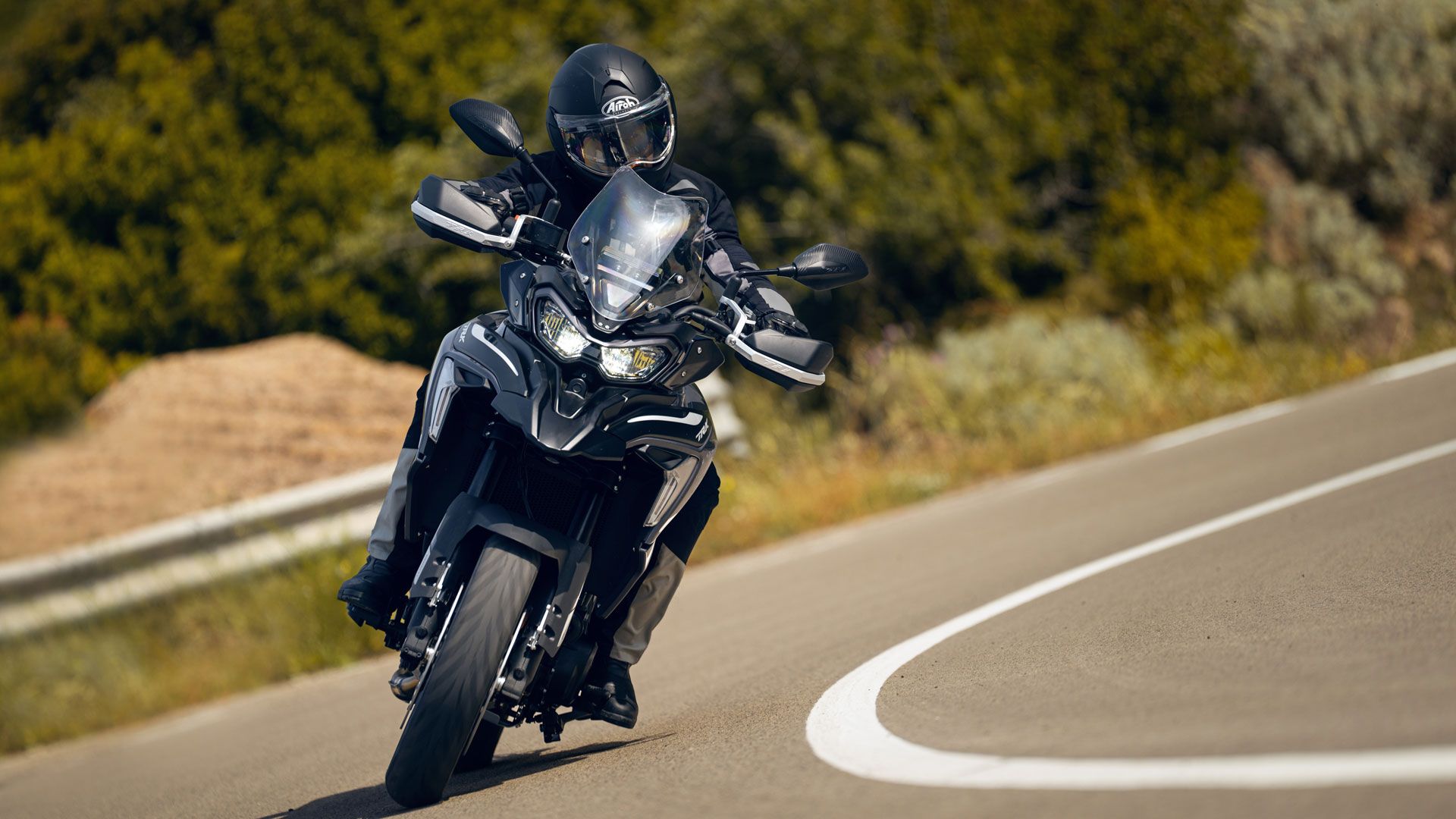 Benelli TRK 702 2023 (21)