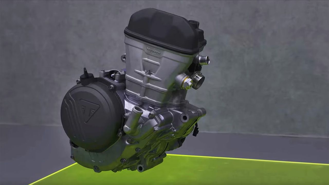 Motor Triumph Cross 03 (1)