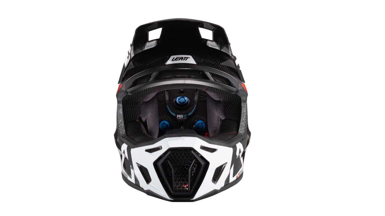 Casco Leatt 9 5
