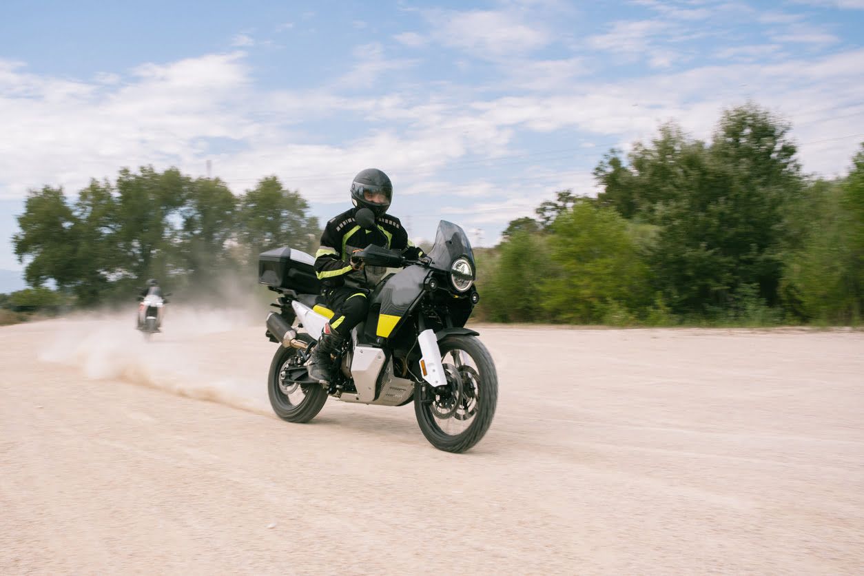 Cómo conseguir una alta visibilidad desde tu moto