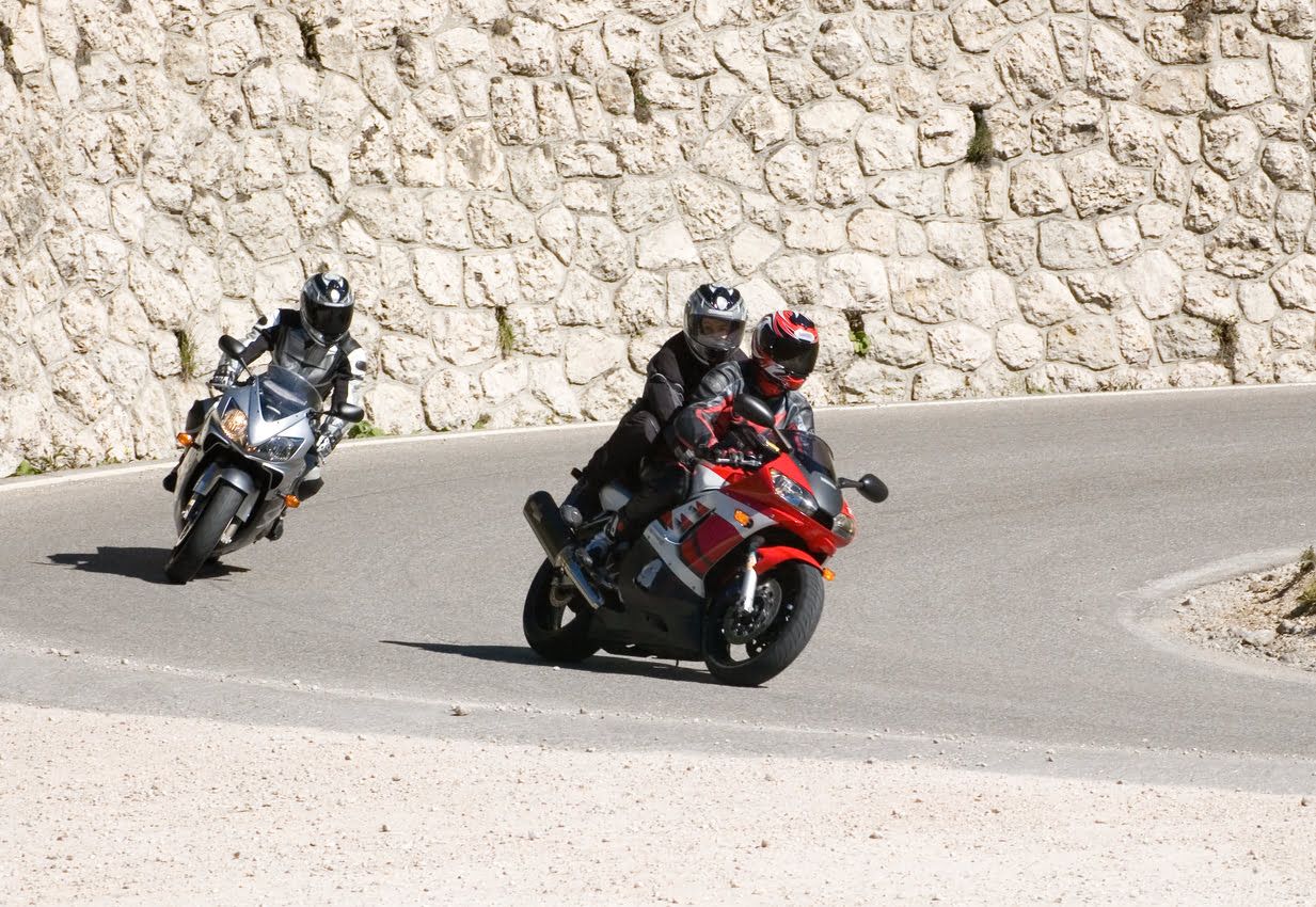 Cómo ir de copiloto en una moto