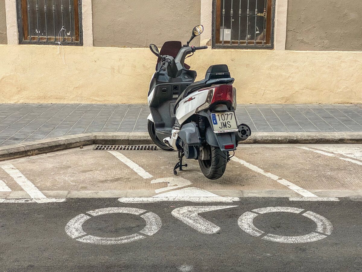 Matrícula acrílica de moto