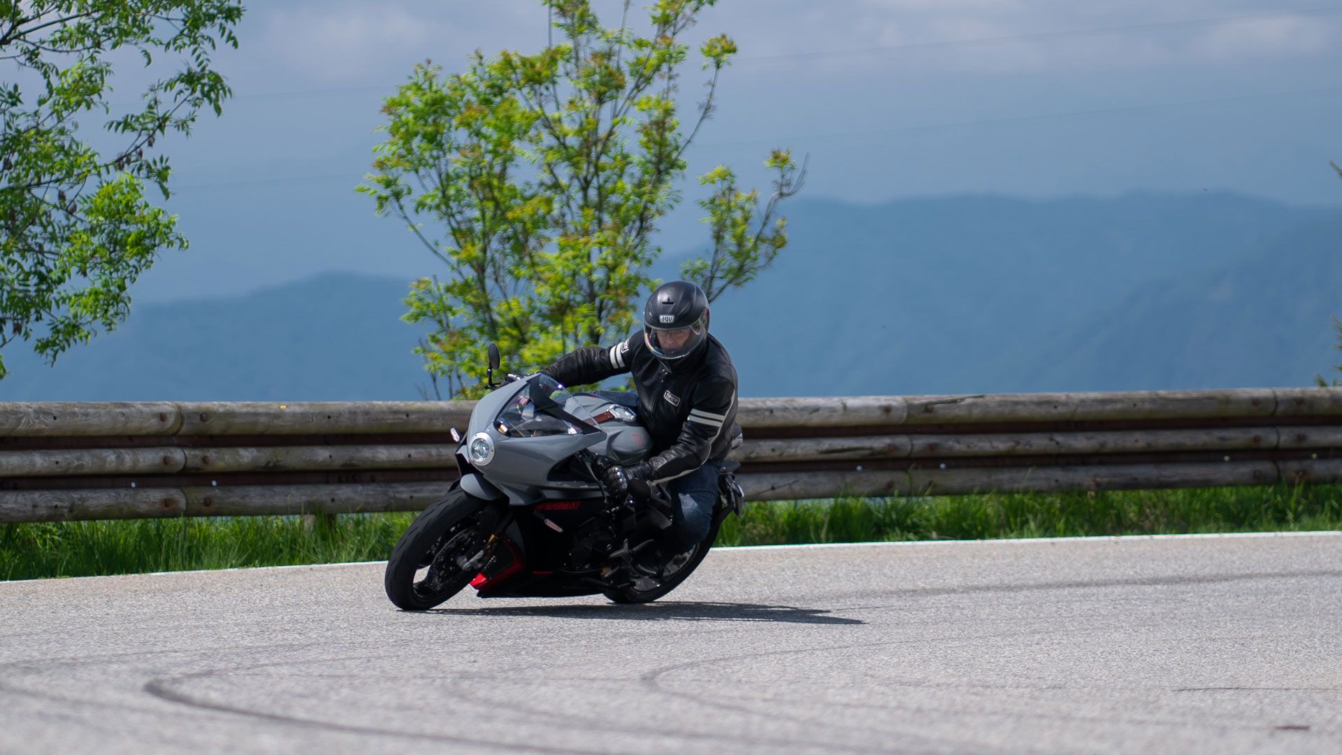 MV Agusta KTM 2023 05