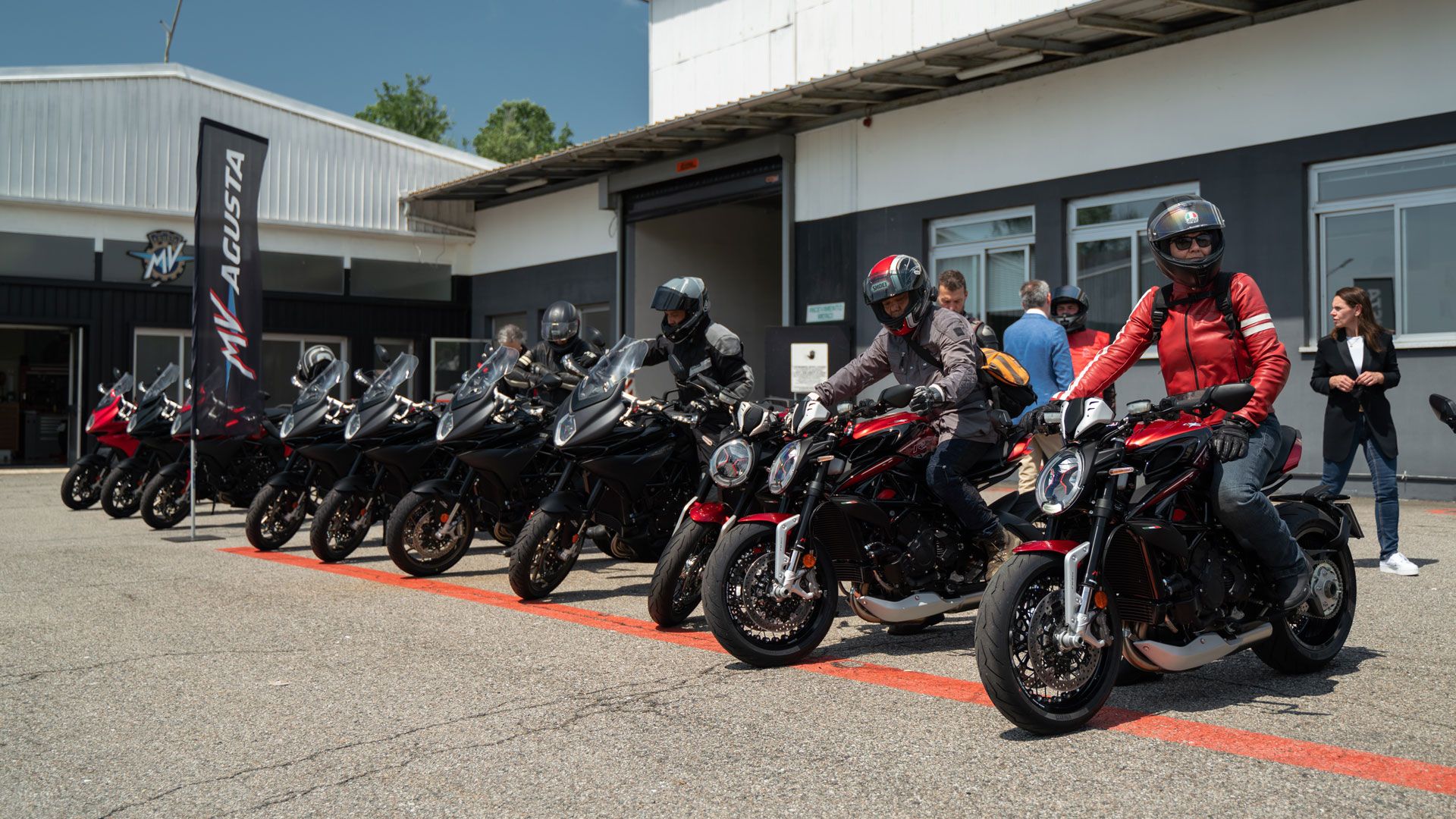 MV Agusta KTM 2023 28
