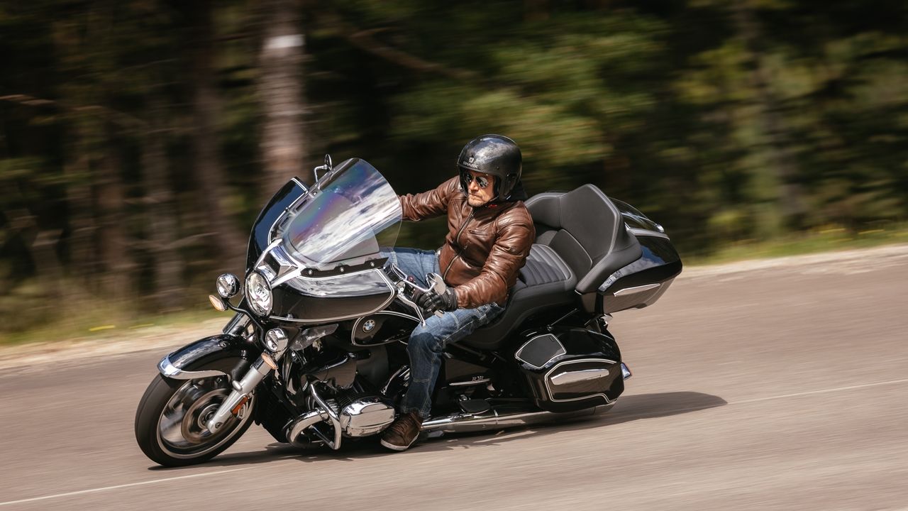 BMW R18 Transcontinental 2022