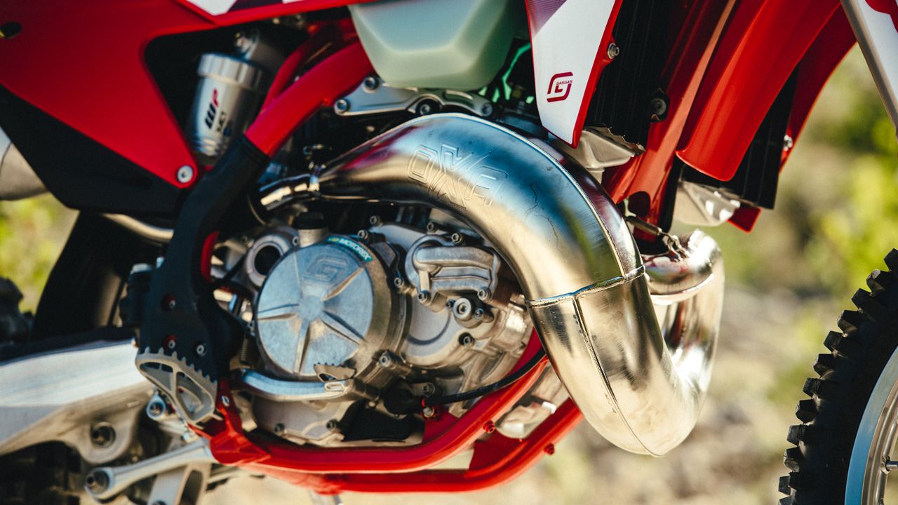 Oxa Factory, escape 2T para hard enduro