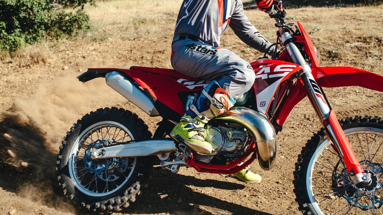 Oxa Factory, escape 2T para hard enduro