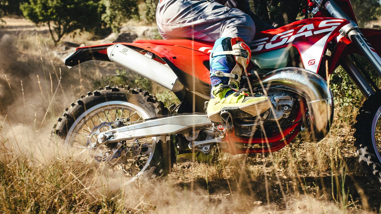Oxa Factory, escape 2T para hard enduro